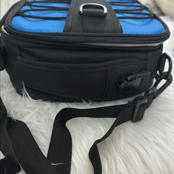 Kobalt Black/Blue 333-Cu in Insulated Lunch Box - Picture 5 of 6